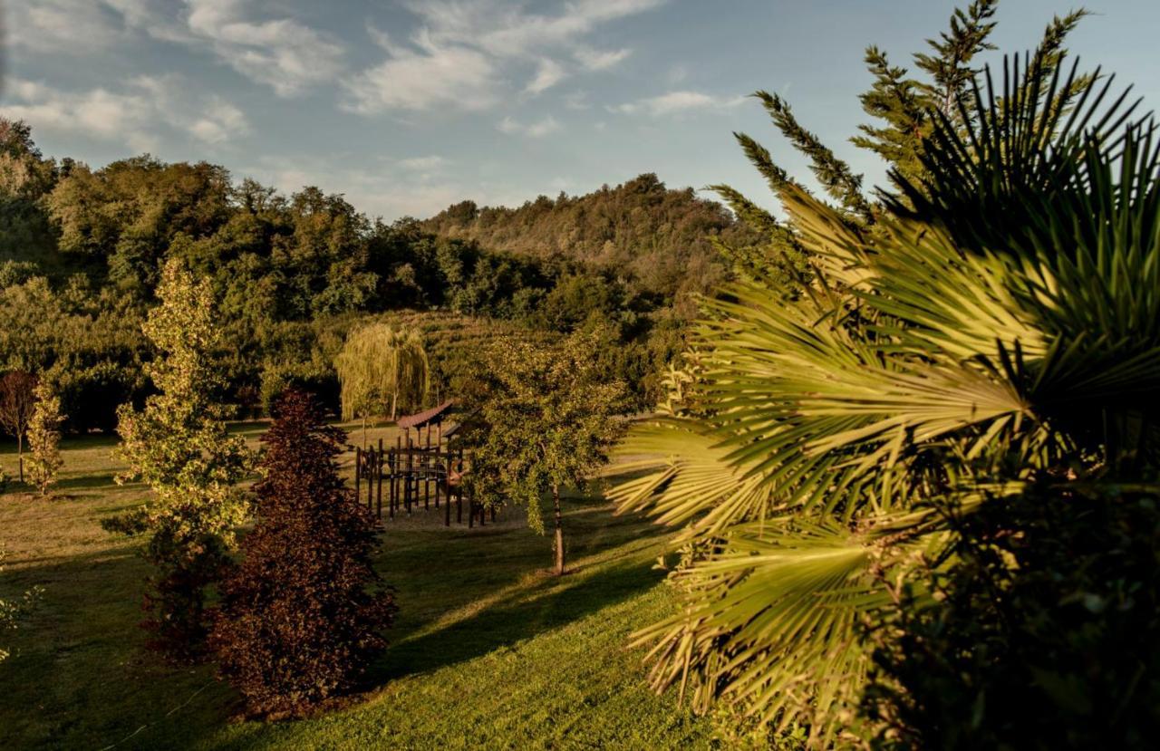 Parco Reala // Rural - Luxury - Rooms Corneliano d'Alba Exterior foto